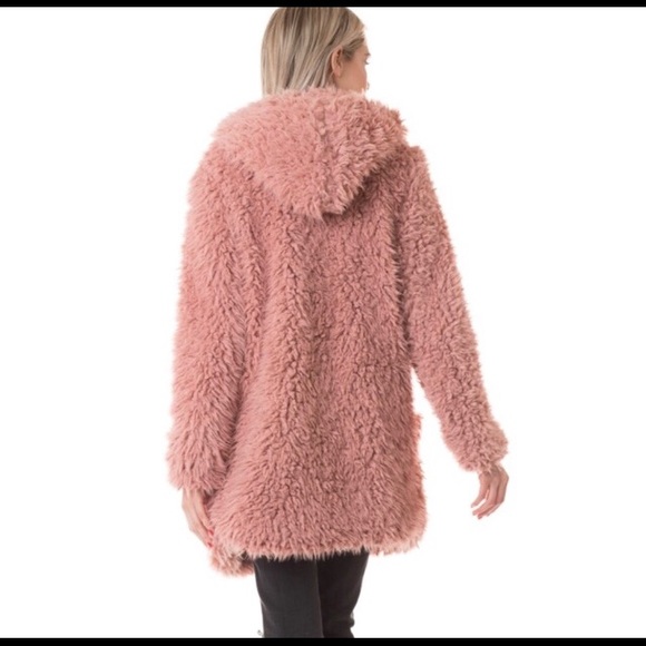 *LAST ONE* MAUVE Vegan Fur Hoodie Jacket - Picture 2 of 7